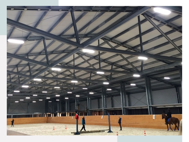 Строительство конных манежей от 607 руб в Каменка