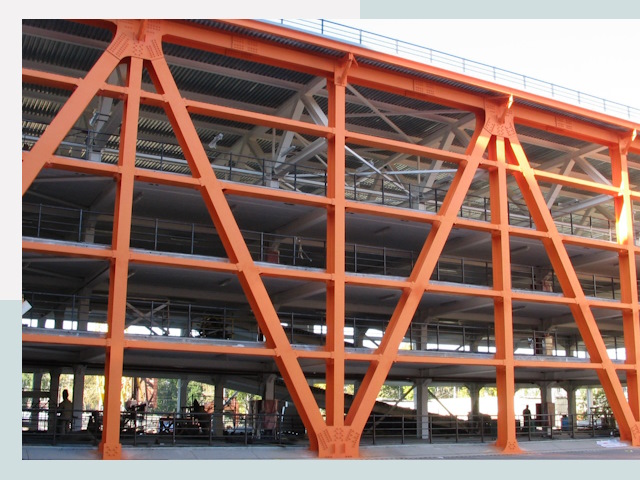 Многоуровневые паркинги в Каменка от 607 руб.